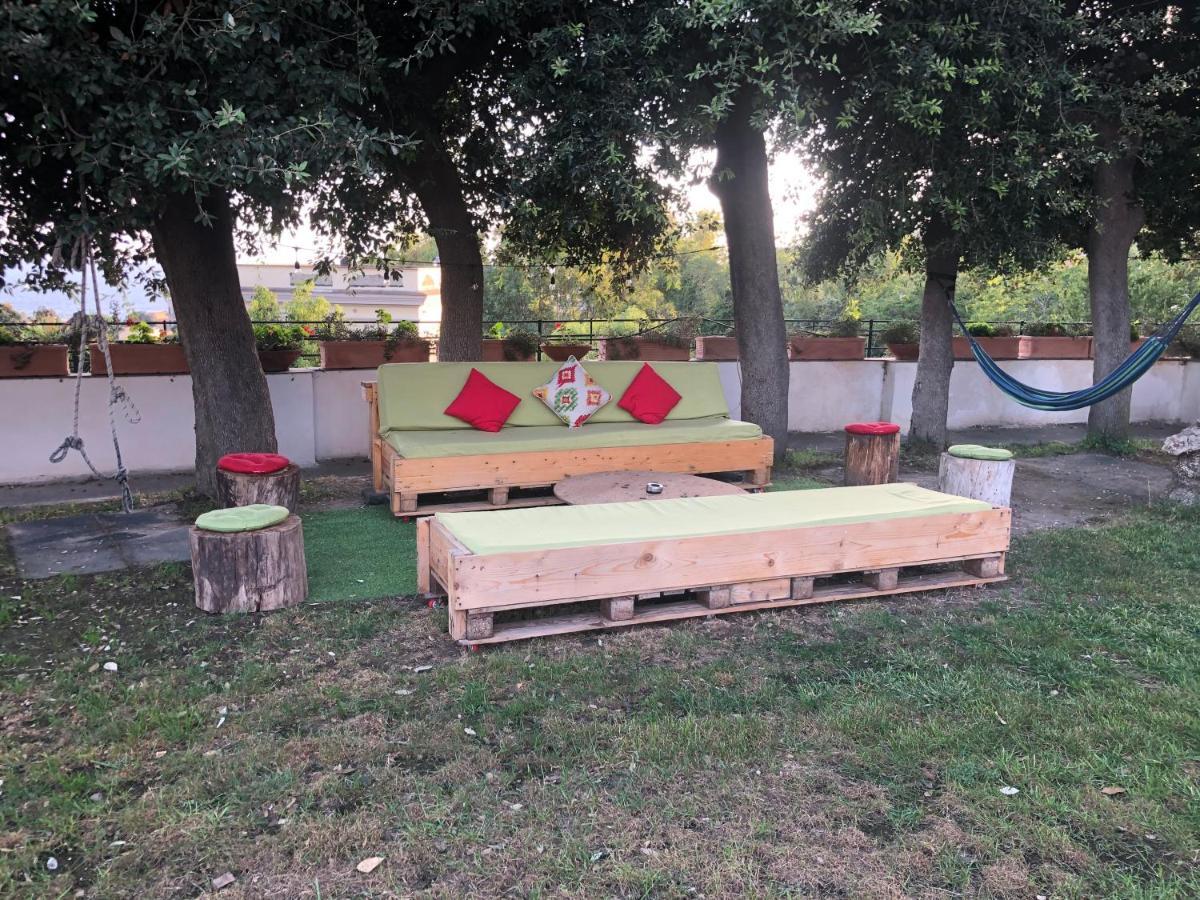 Vila Kamyhouse Una Tranquilla Struttura Nel Verde Neapol Exteriér fotografie