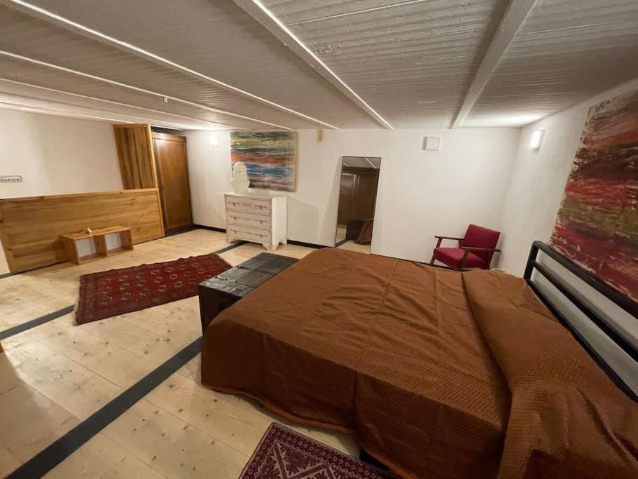 Vila Kamyhouse Una Tranquilla Struttura Nel Verde Neapol Exteriér fotografie