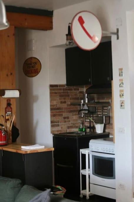 Vila Kamyhouse Una Tranquilla Struttura Nel Verde Neapol Exteriér fotografie