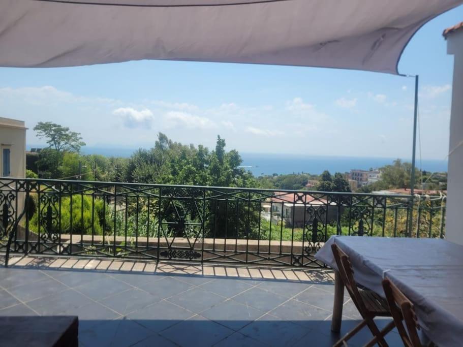 Vila Kamyhouse Una Tranquilla Struttura Nel Verde Neapol Exteriér fotografie