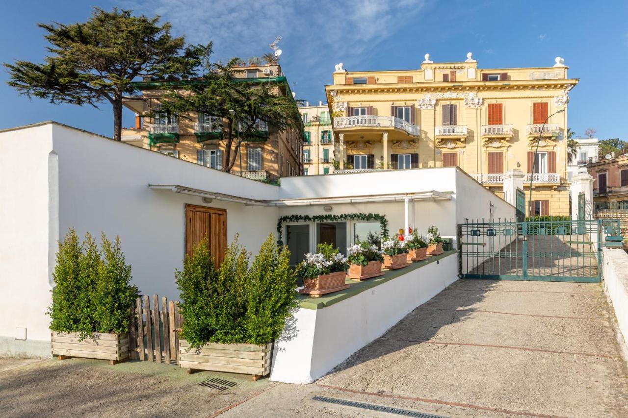 Vila Kamyhouse Una Tranquilla Struttura Nel Verde Neapol Exteriér fotografie