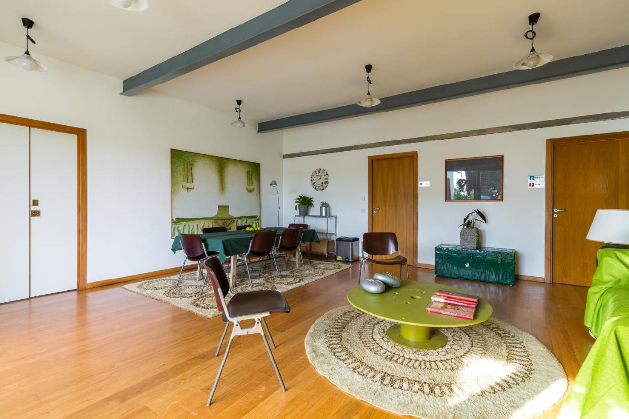 Vila Kamyhouse Una Tranquilla Struttura Nel Verde Neapol Exteriér fotografie