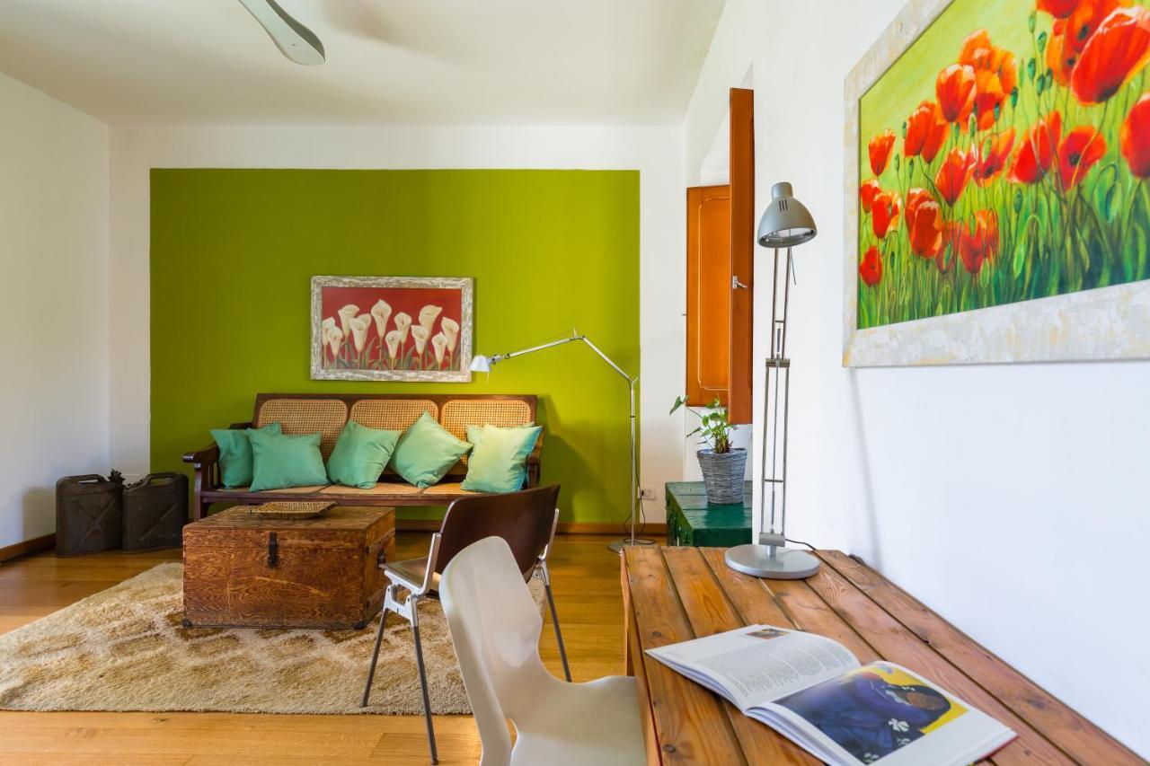 Vila Kamyhouse Una Tranquilla Struttura Nel Verde Neapol Exteriér fotografie
