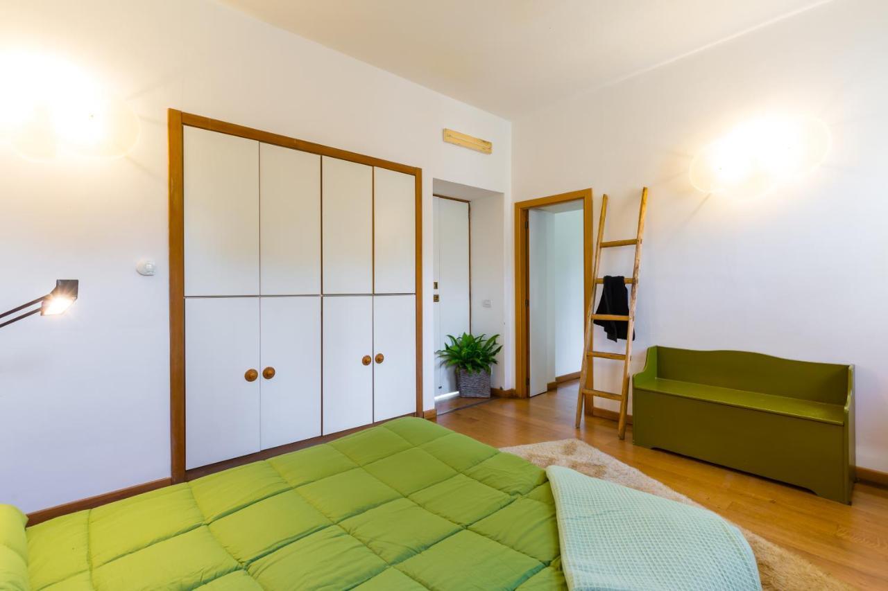 Vila Kamyhouse Una Tranquilla Struttura Nel Verde Neapol Exteriér fotografie