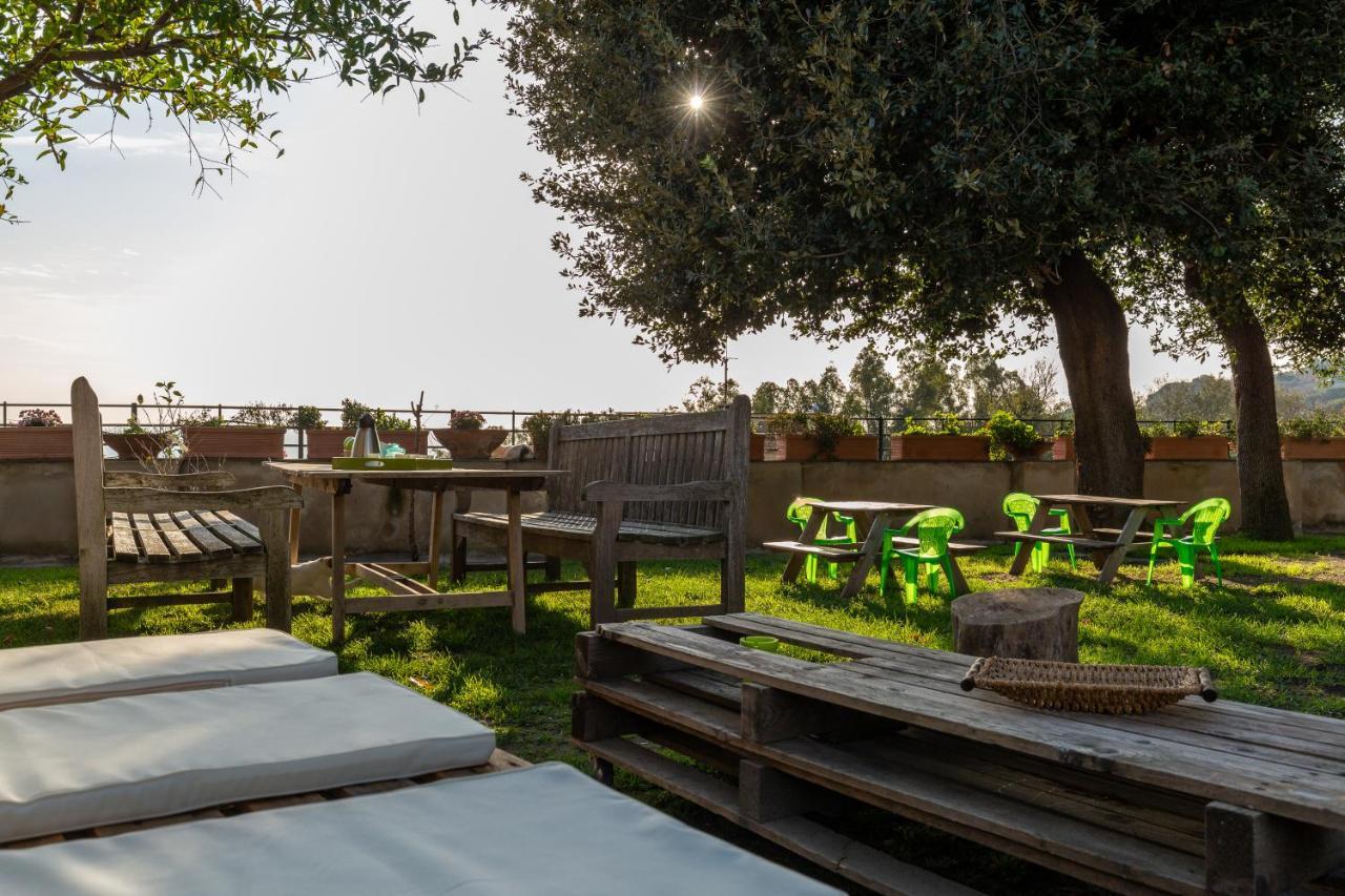 Vila Kamyhouse Una Tranquilla Struttura Nel Verde Neapol Exteriér fotografie